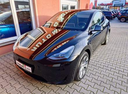 Tesla - Model Y