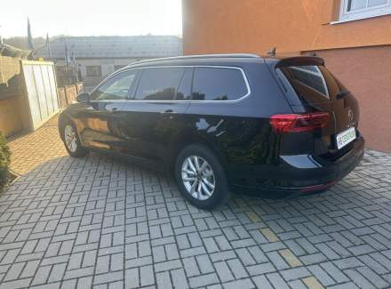 Volkswagen - Passat
