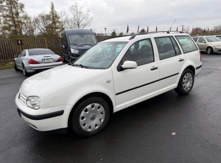 Volkswagen - Golf