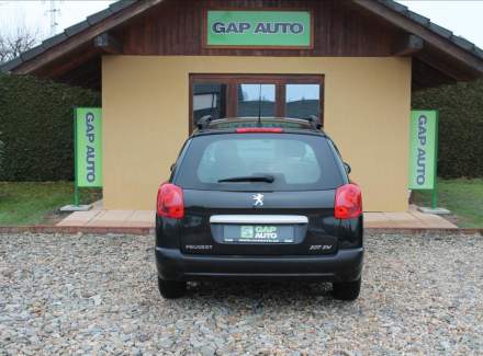 Peugeot - 207