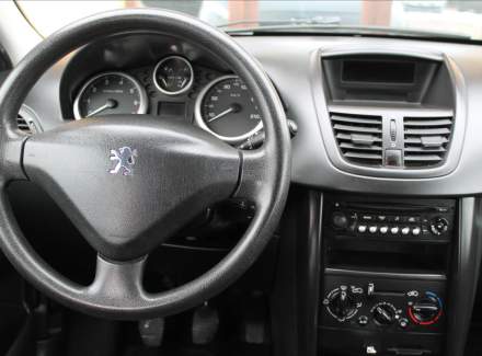 Peugeot - 207
