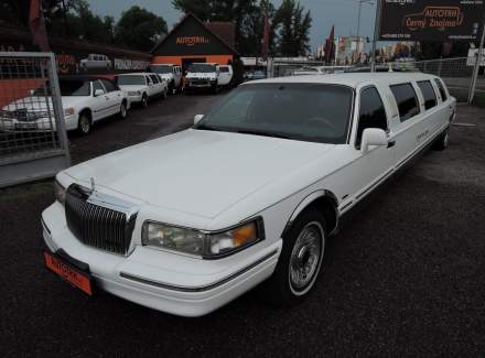 Lincoln - Town Car