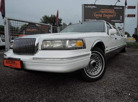 Lincoln - Town Car