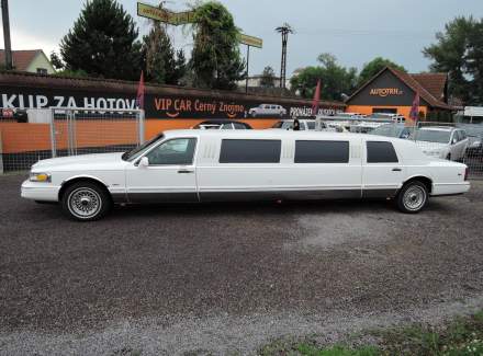 Lincoln - Town Car