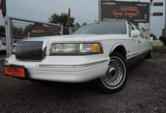 Lincoln - Town Car