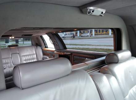 Lincoln - Town Car