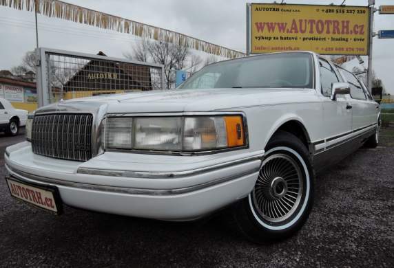 Lincoln - Town Car