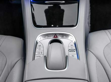 Mercedes-Benz - S-class