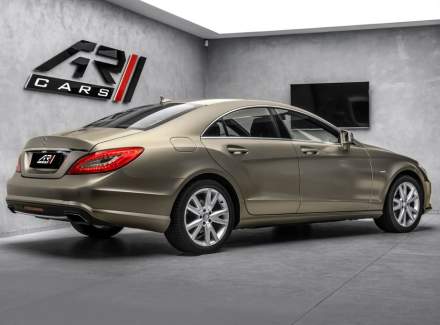 Mercedes-Benz - CLS