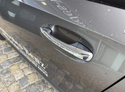 Mercedes-Benz - A-class