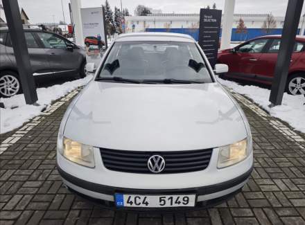 Volkswagen - Passat