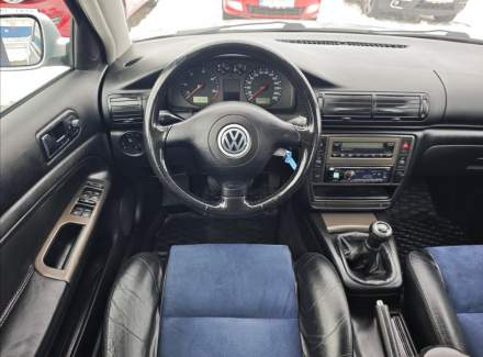 Volkswagen - Passat