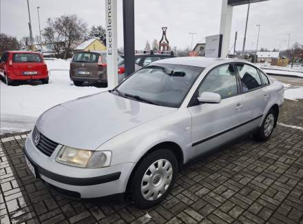 Volkswagen - Passat