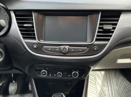 Opel - Crossland X
