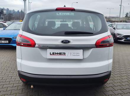 Ford - S-MAX