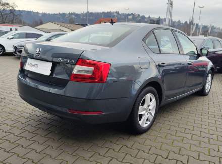 Škoda - Octavia