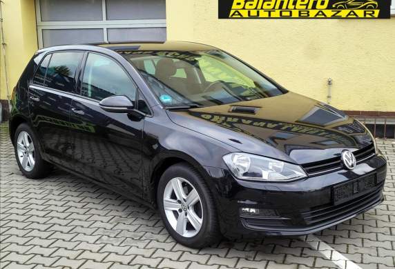 Volkswagen - Golf