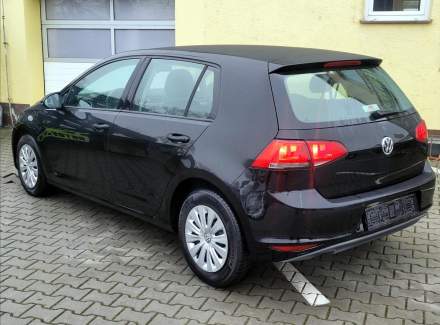 Volkswagen - Golf