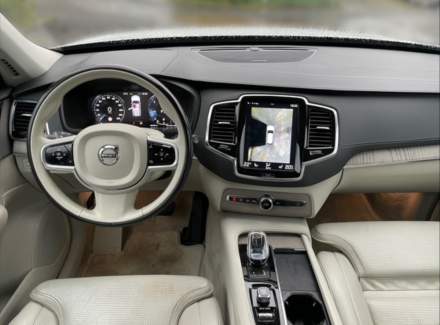 Volvo - XC90