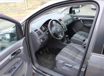 Volkswagen - Touran