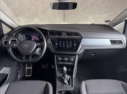 Volkswagen - Touran