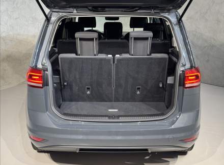 Volkswagen - Touran