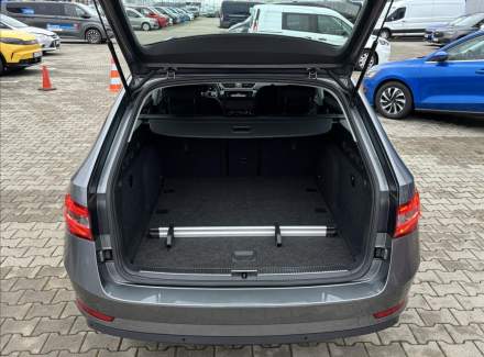 Škoda - Superb