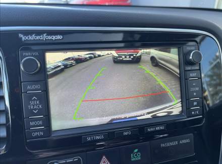 Mitsubishi - Outlander