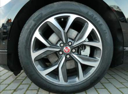 Jaguar - I-Pace