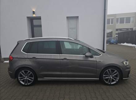 Volkswagen - Golf