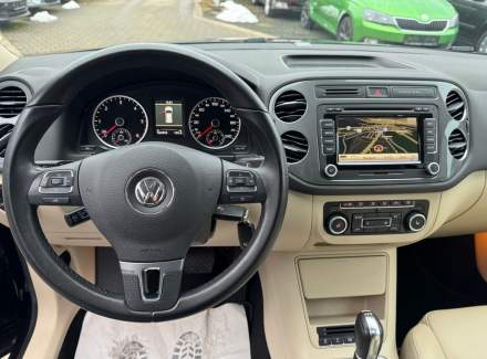 Volkswagen - Tiguan