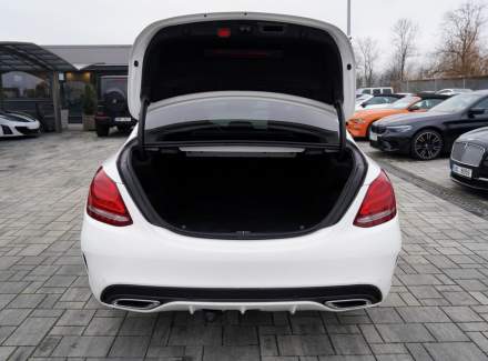 Mercedes-Benz - C-class