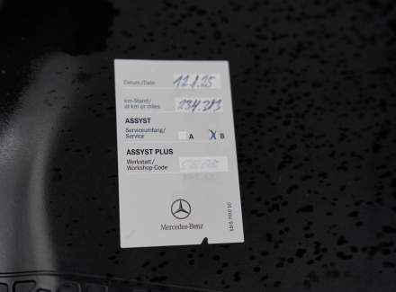 Mercedes-Benz - C-class