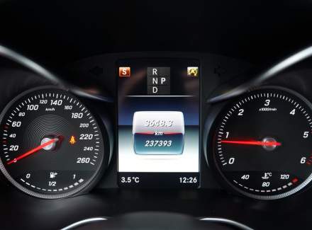 Mercedes-Benz - C-class