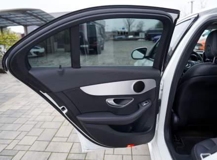 Mercedes-Benz - C-class