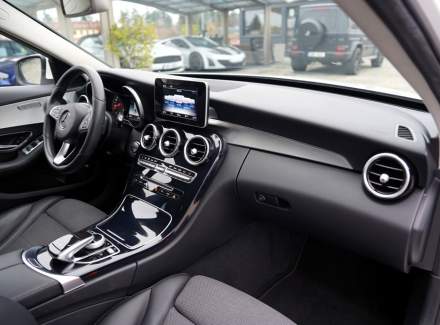 Mercedes-Benz - C-class