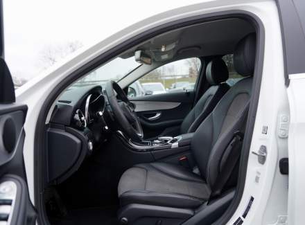 Mercedes-Benz - C-class