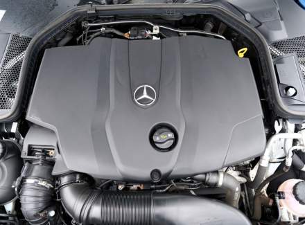 Mercedes-Benz - C-class