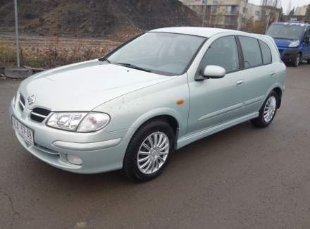 Nissan - Almera