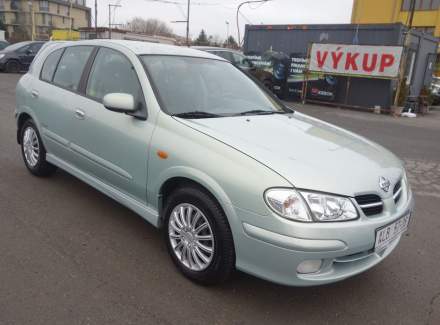 Nissan - Almera