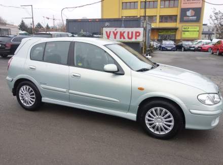 Nissan - Almera