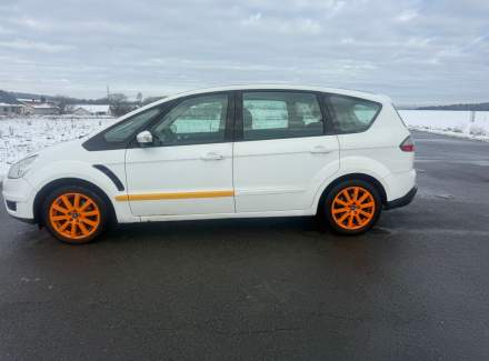Ford - S-MAX