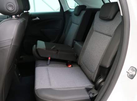 Opel - Crossland X
