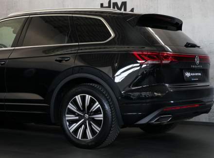 Volkswagen - Touareg