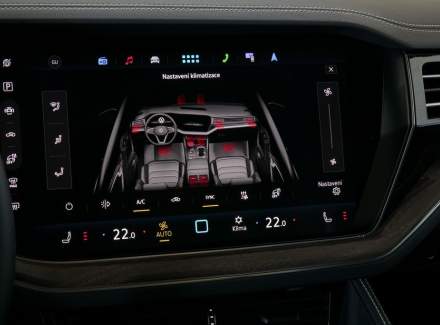 Volkswagen - Touareg