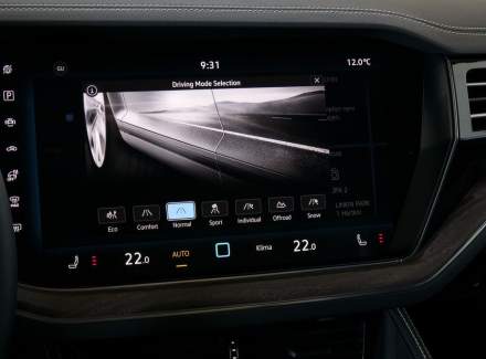 Volkswagen - Touareg