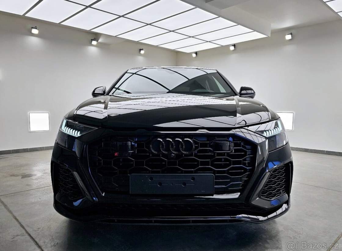 Audi - RS Q8