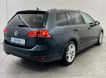Volkswagen - Golf