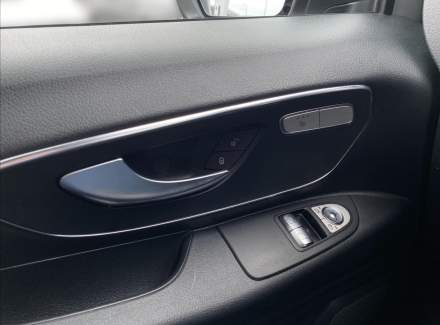 Mercedes-Benz - Vito