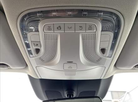 Mercedes-Benz - Vito